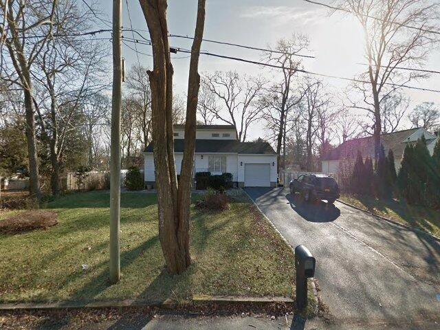 House image located at Mastic Beach, NY 11951