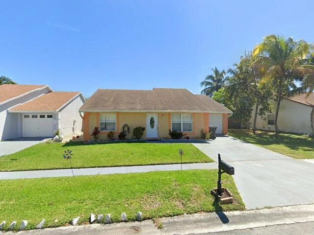 House image located at Lake Worth, FL 33463