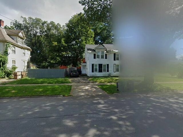 House image located at Marion, IL 62959