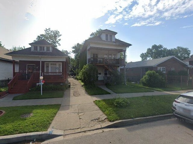 House image located at Chicago, IL 60617