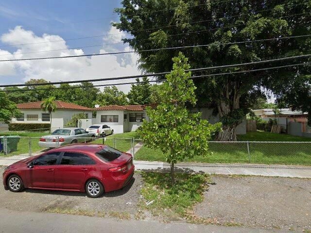 House image located at Miami, FL 33134