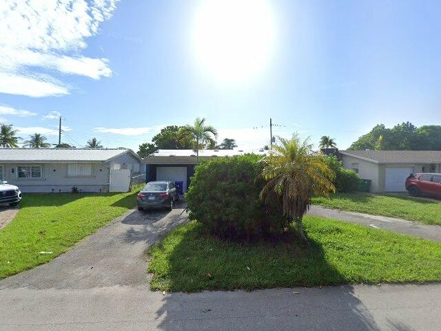 House image located at Hollywood, FL 33023
