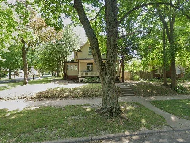 House image located at Rock Island, IL 61201
