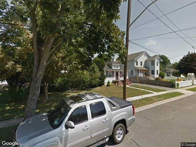 House image located at Farmingdale, NY 11735