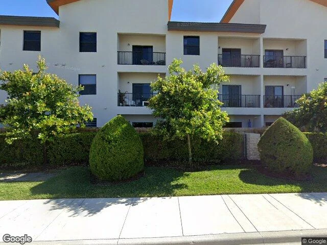 House image located at Miami, FL 33178