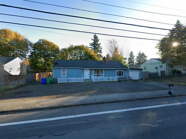 House image located at Portland, OR 97230