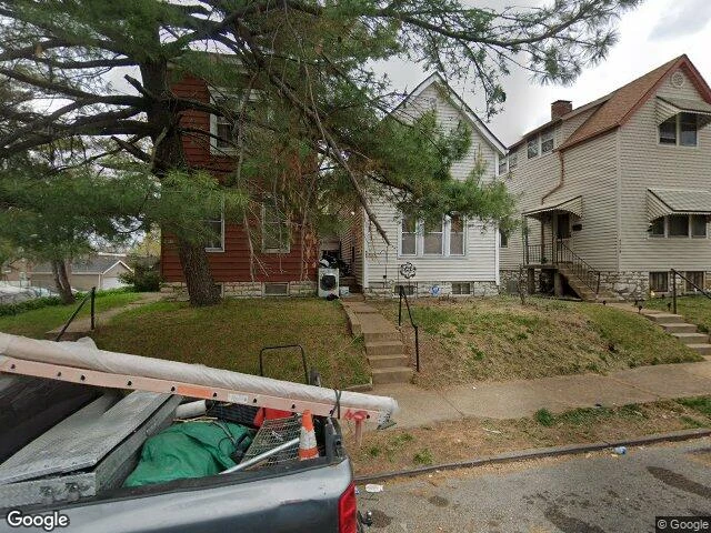 House image located at Saint Louis, MO 63111