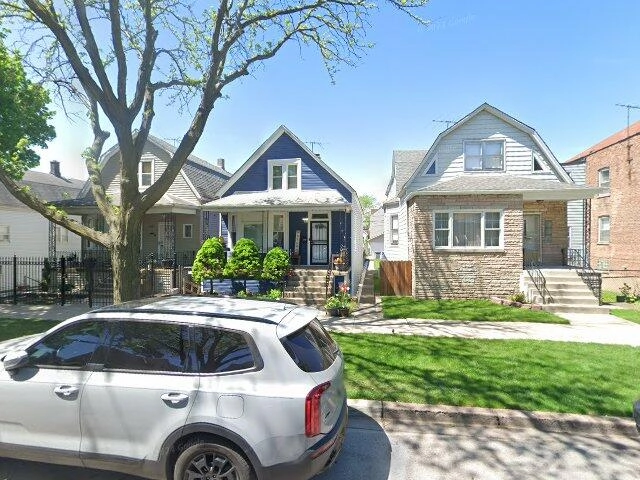 House image located at Chicago, IL 60617