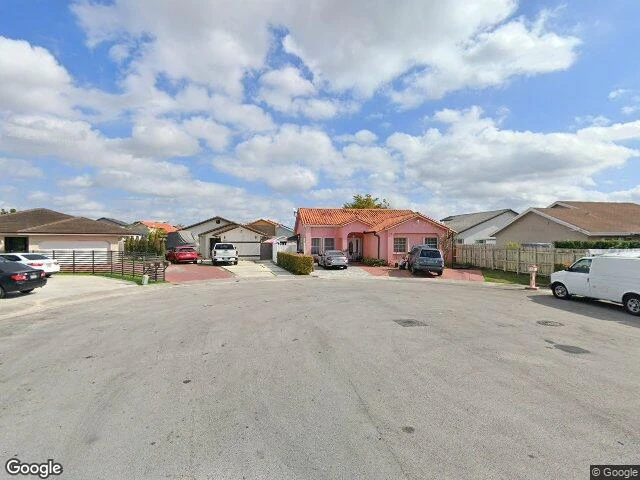 House image located at Miami, FL 33193