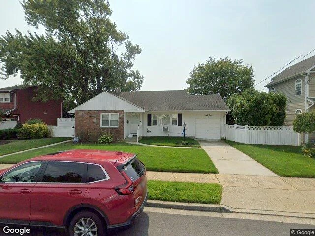 House image located at Massapequa, NY 11758