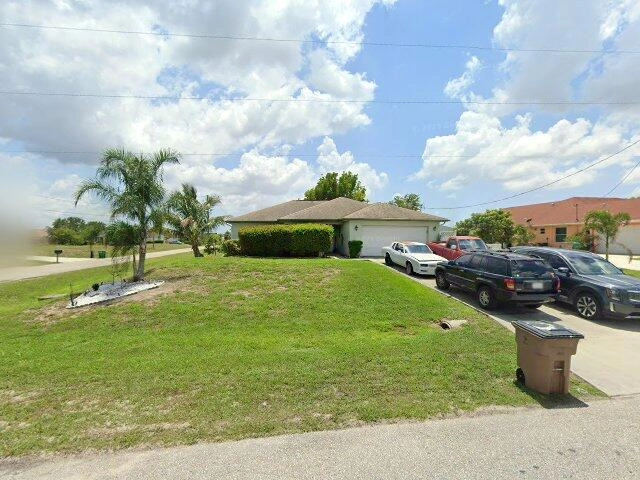House image located at Cape Coral, FL 33909