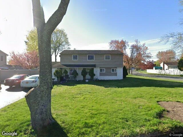 House image located at Commack, NY 11725