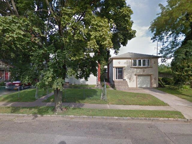 House image located at Bristol, CT 06010