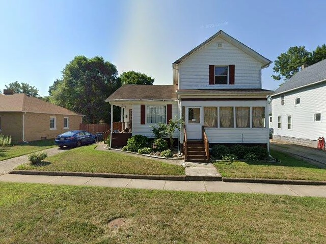 House image located at Niles, MI 49120