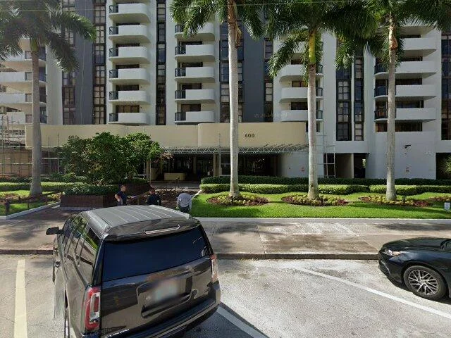 House image located at Miami, FL 33134