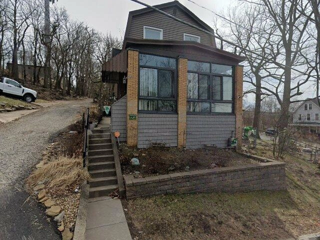 House image located at Hartford, IA 50118