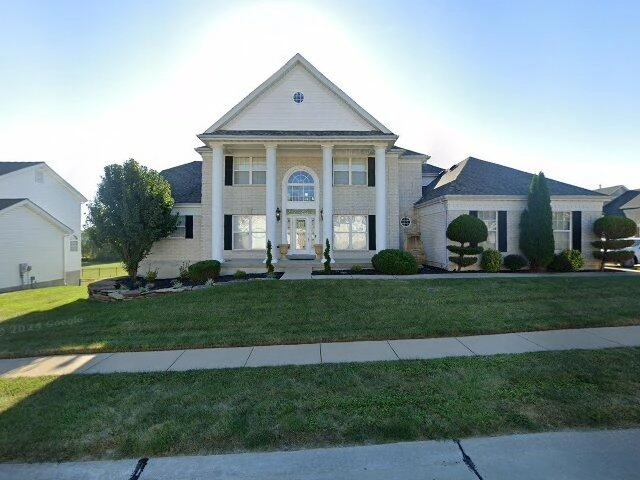 House image located at Florissant, MO 63034