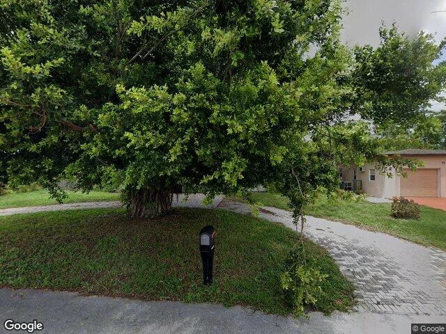 House image located at Fort Myers, FL 33916