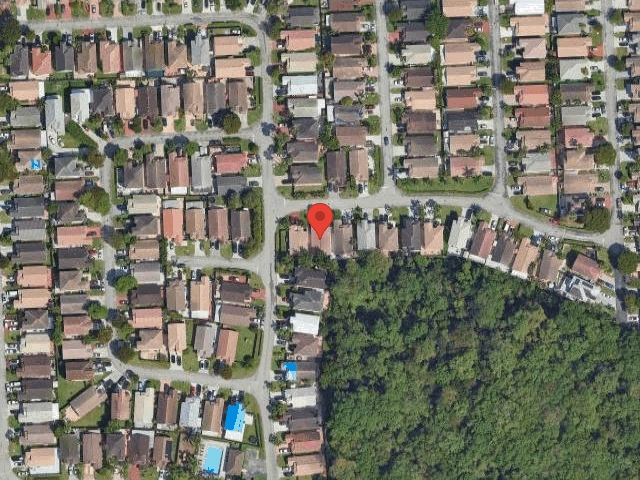 House image located at Miami, FL 33196