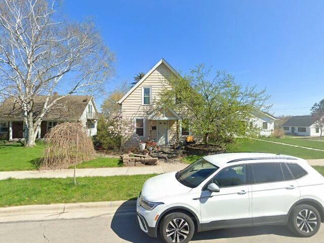 House image located at Burlington, IA 52601