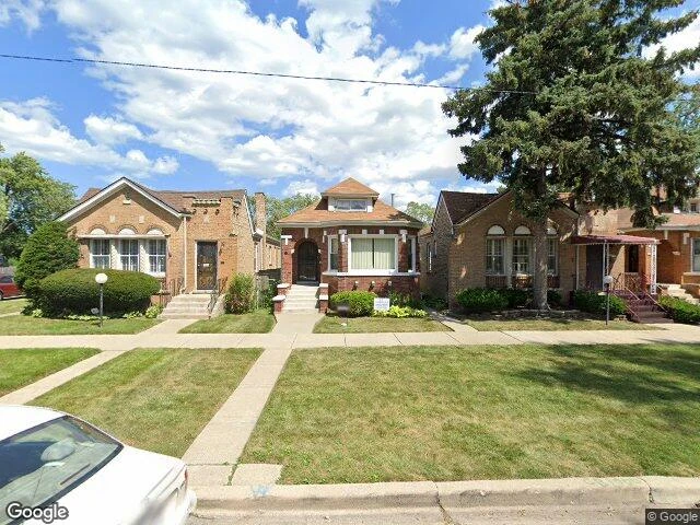 House image located at Chicago, IL 60643