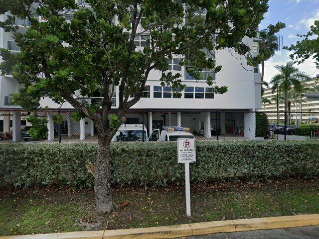 House image located at Hallandale, FL 33009