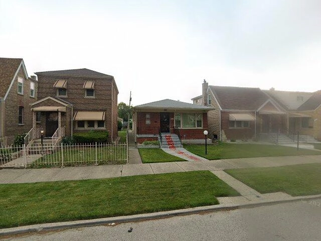 House image located at Chicago, IL 60628