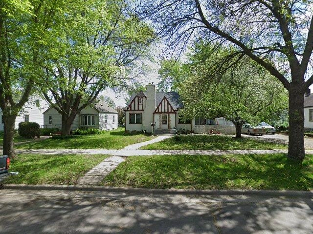 House image located at Saint Paul, MN 55118