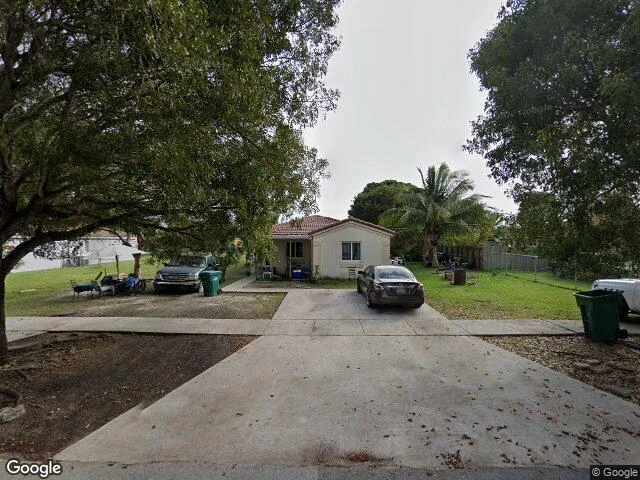 House image located at Miami, FL 33157