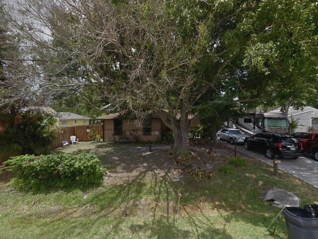 House image located at Fort Pierce, FL 34982