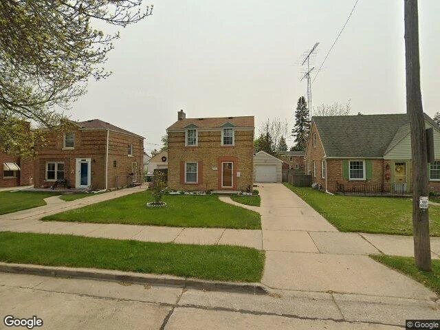 House image located at Racine, WI 53403