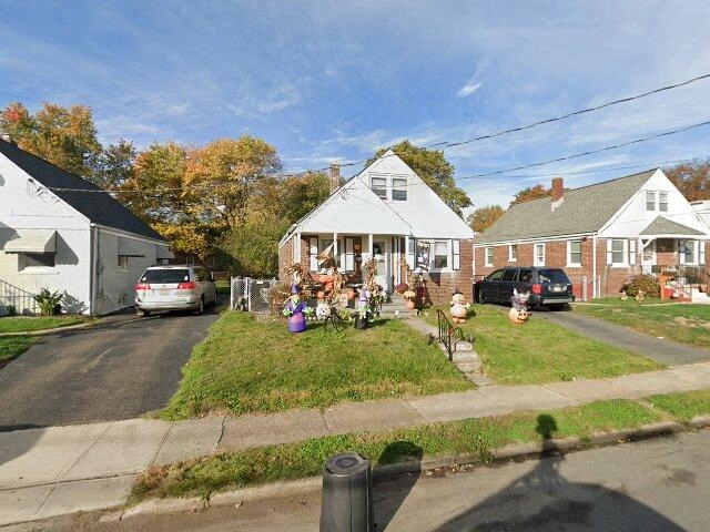 House image located at Trenton, NJ 08610
