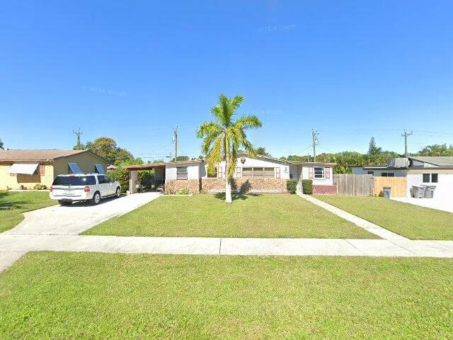 House image located at West Palm Beach, FL 33403