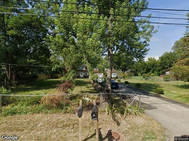 House image located at Round Lake, IL 60073