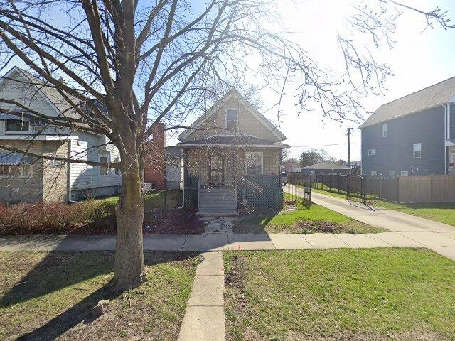 House image located at Maywood, IL 60153