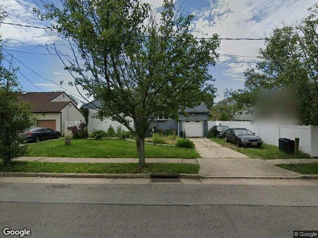 House image located at Freeport, NY 11520