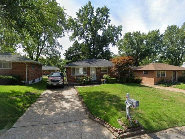 House image located at Saint Louis, MO 63138