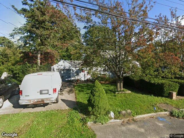 House image located at Bay Shore, NY 11706