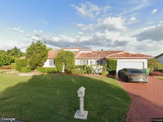 House image located at Miami, FL 33177