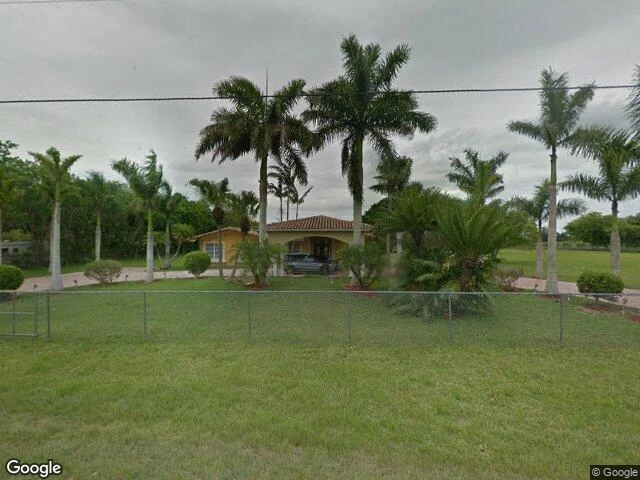 House image located at Miami, FL 33187