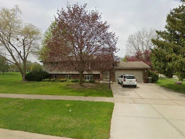 House image located at New Lenox, IL 60451