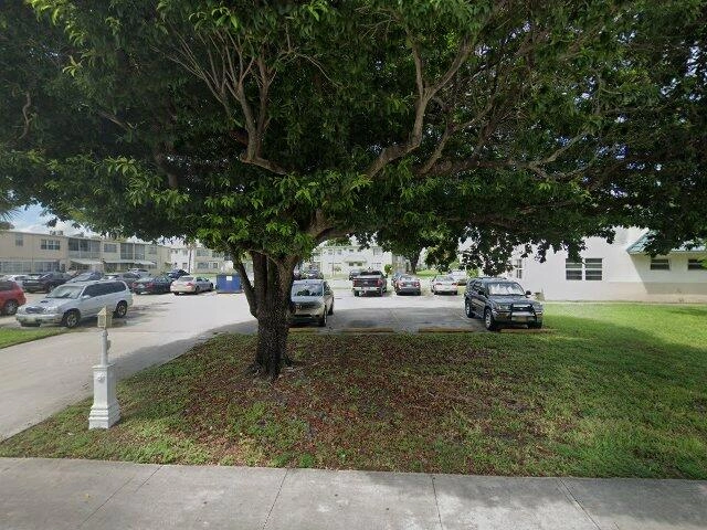 House image located at Miami, FL 33179