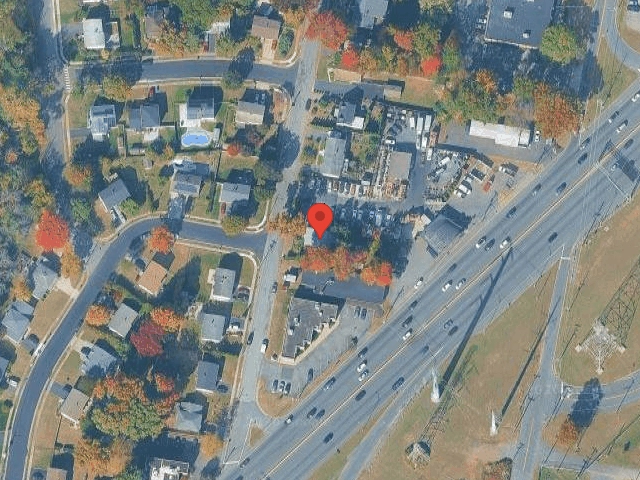 House image located at Edison, NJ 08837