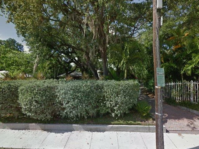 House image located at Miami, FL 33125