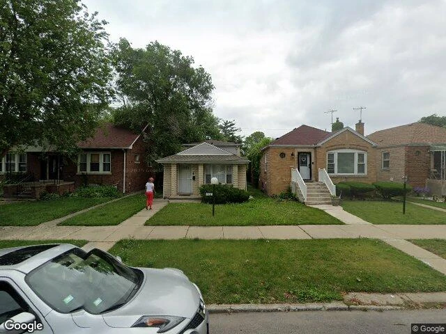 House image located at Chicago, IL 60628