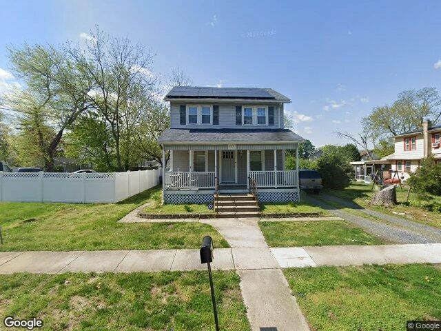 House image located at Riverton, NJ 08077