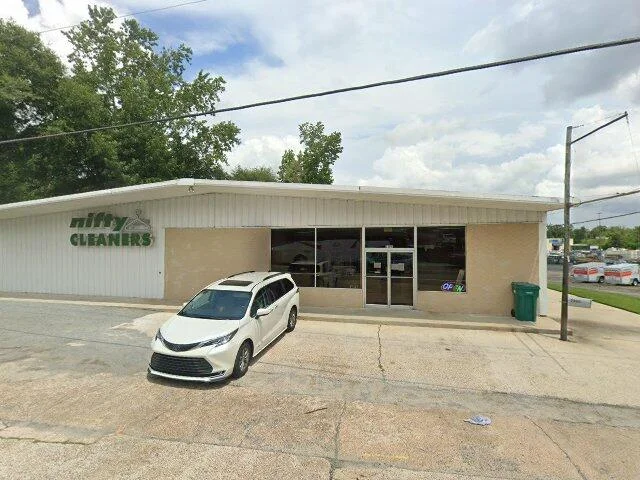 House image located at Marianna, FL 32446