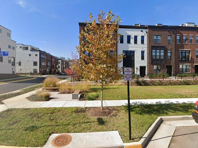 House image located at Ashburn, VA 20148