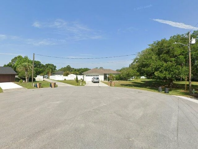 House image located at Kissimmee, FL 34758