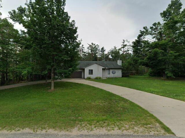 House image located at Gaylord, MI 49735